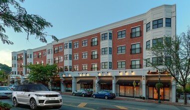 The Gateway Luxury Residences in South Orange, NJ - Building Photo - Building Photo