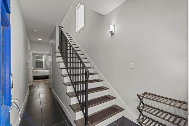 property at 2119 Hadley St