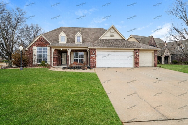 property at 10101 E 95th Ct N