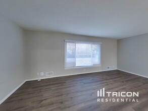 5005 Hampton Rd in Minneapolis, MN - Building Photo - Building Photo
