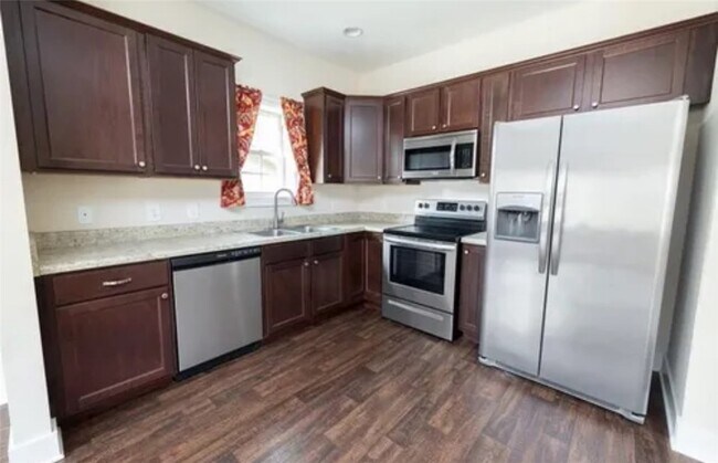 264 Lee Ln in Seneca, SC - Building Photo - Building Photo