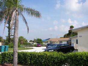 East Boynton Apartments in Boynton Beach, FL - Building Photo - Building Photo