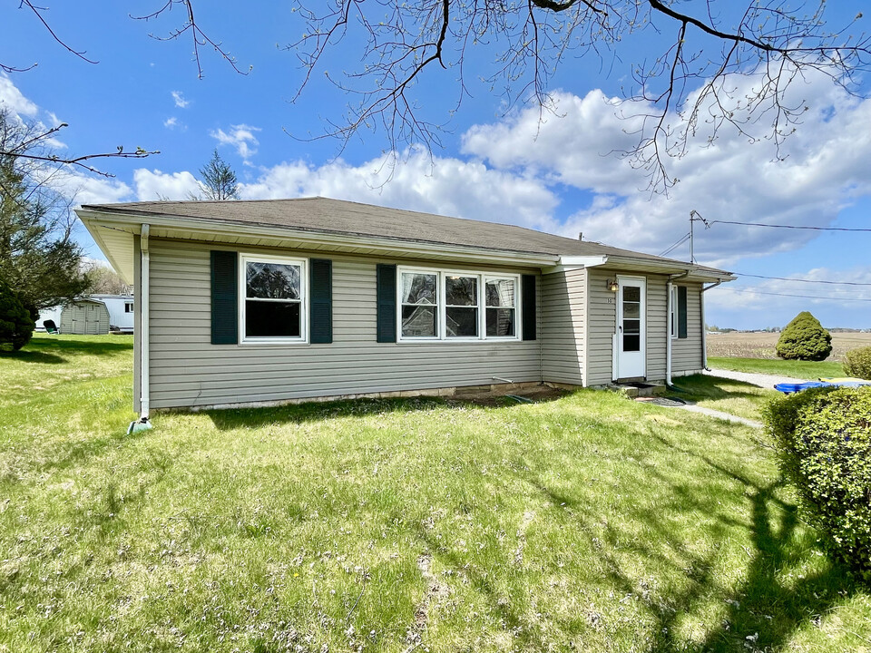 50 Pleasant Ct in New Freedom, PA - Building Photo
