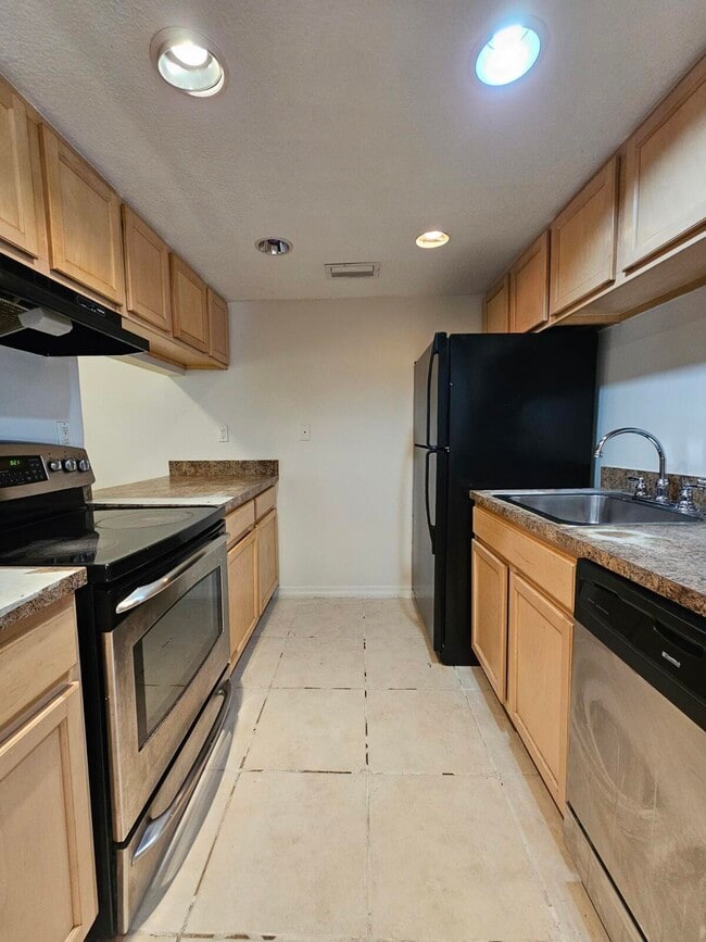 property at 1880 N Congress Ave