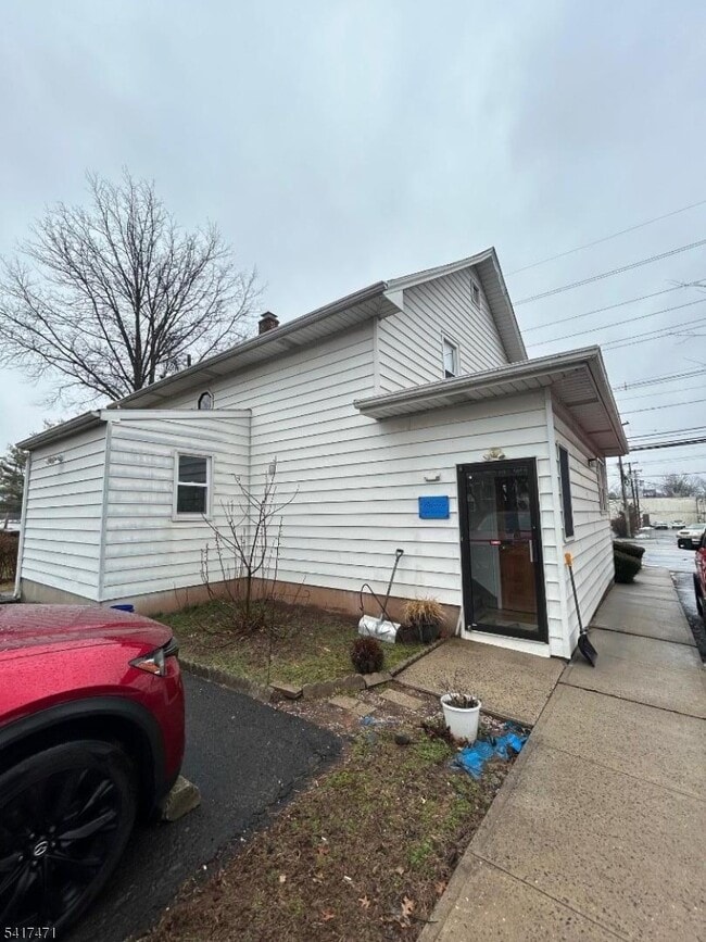 65 Finderne Ave in Bridgewater, NJ - Building Photo - Building Photo