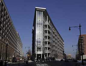 River Village Lofts in Chicago, IL - Building Photo - Building Photo