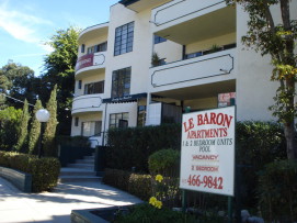 Le Baron Apartments in Los Angeles, CA - Building Photo