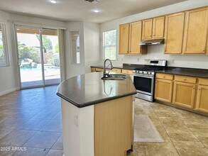 1177 W Laredo Ave in Gilbert, AZ - Building Photo - Building Photo