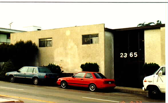 2365 Glendale Blvd in Los Angeles, CA - Foto de edificio - Building Photo