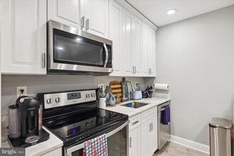 141 T St NW in Washington, DC - Building Photo - Building Photo