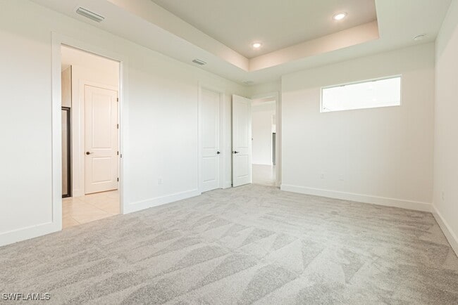 420 NW 18th Pl in Cape Coral, FL - Foto de edificio - Building Photo