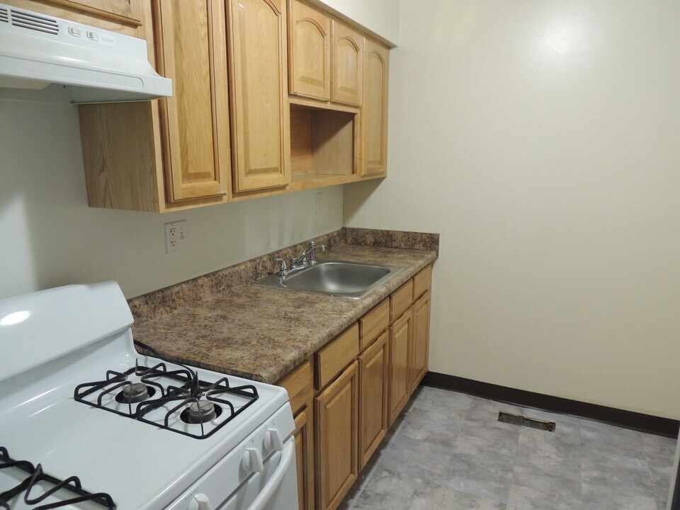 7178 Ogontz Ave in Philadelphia, PA - Building Photo