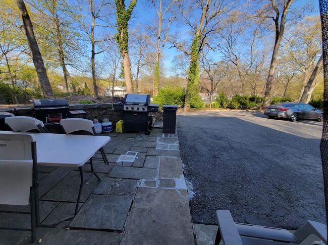 277 Terry Rd in Smithtown, NY - Building Photo - Building Photo