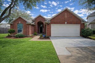 14802 Newton Falls Ln in Sugar Land, TX - Building Photo