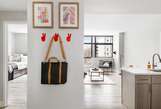 SoCam290 in New Brunswick, NJ - Foto de edificio - Building Photo