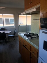 2121 Stewart St, Unit 2 in Santa Monica, CA - Building Photo - Building Photo