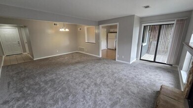 12828 W 110th Terrace in Overland Park, KS - Building Photo - Building Photo