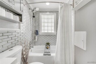 108 Wendover Ave in Buffalo, NY - Building Photo - Building Photo