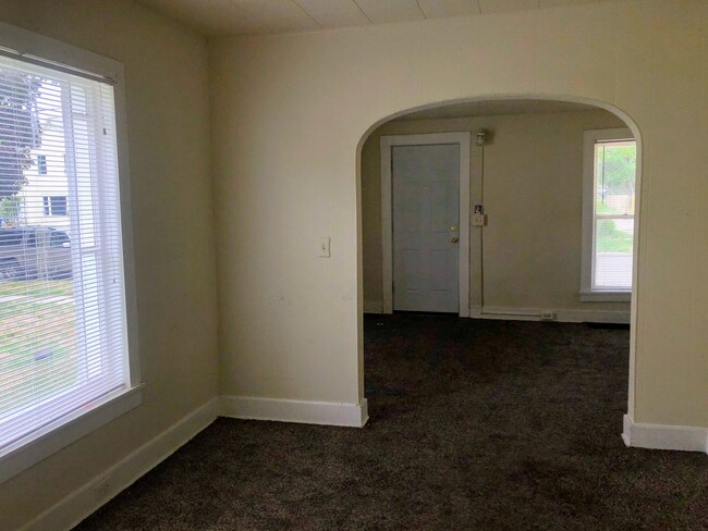555 Fremont Ave NW in Grand Rapids, MI - Building Photo - Building Photo