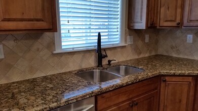 5787 Lakeside Dr in Murray, UT - Building Photo - Building Photo