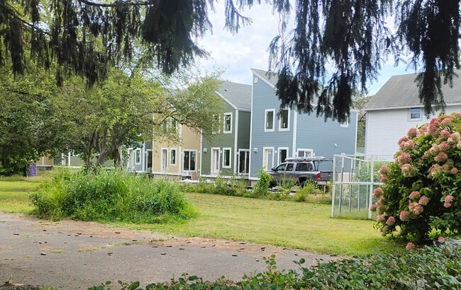 property at 39 Day Ave