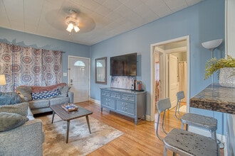 219 Vann Ave in Evansville, IN - Foto de edificio - Building Photo