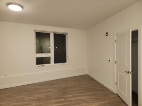 61 Virginia Ave in Jersey City, NJ - Building Photo - Building Photo