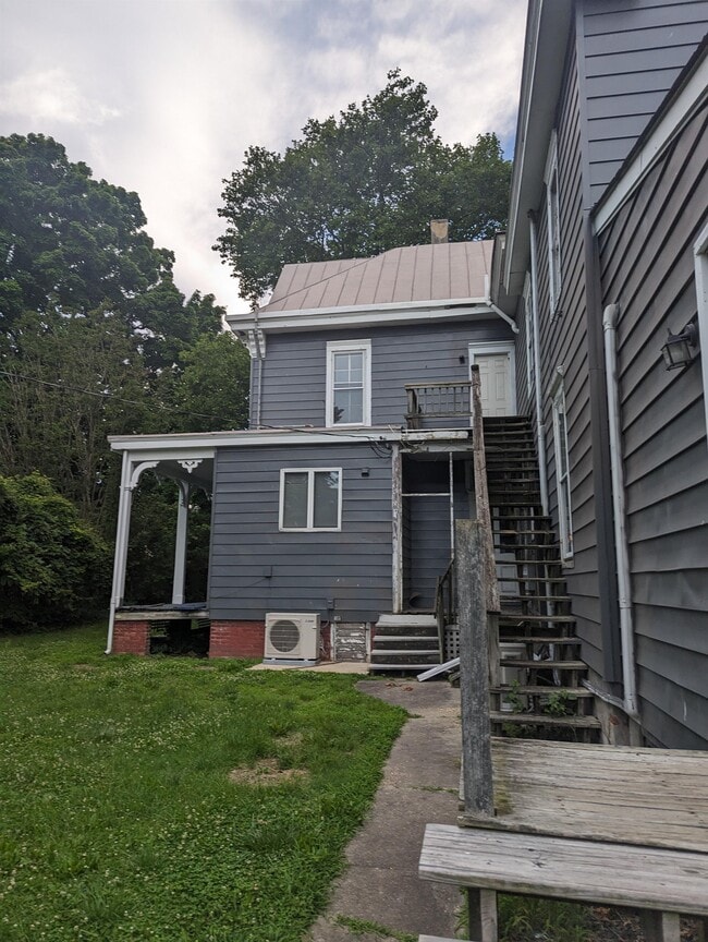 221 N Broad St-Unit -1 in Middletown, DE - Building Photo - Building Photo