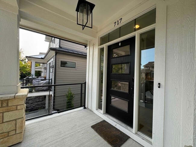 717 Corbin Terrace in Kansas City, MO - Building Photo - Building Photo