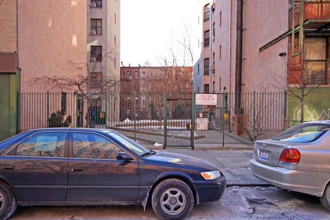 346-348 E 105th St in New York, NY - Foto de edificio - Building Photo