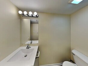 702 Cambridge Ave in Matteson, IL - Building Photo - Building Photo