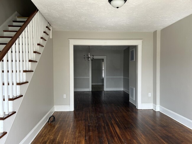 656 Virginia Ave in Winchester, VA - Building Photo - Building Photo