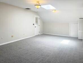 605 Piermont Ave, Unit B in River Vale, NJ - Building Photo - Building Photo