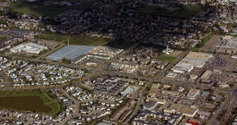 Baranow Estates in Edmonton, AB - Building Photo