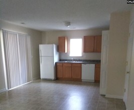 233 Rosebrook Dr in Hopkins, SC - Building Photo - Building Photo