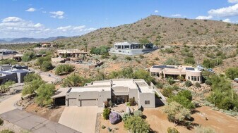 3314 W Here to There Dr in New River, AZ - Building Photo