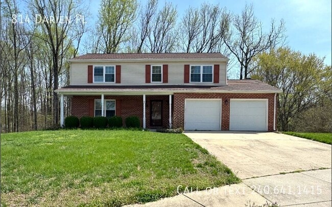 property at 814 Darien Pl