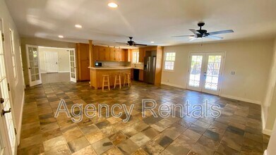 575 N Kalaheo Ave in Kailua, HI - Building Photo - Building Photo