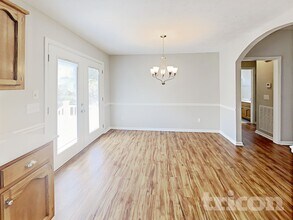 901 Highland Dr, Unit 5-A in White House, TN - Building Photo - Building Photo