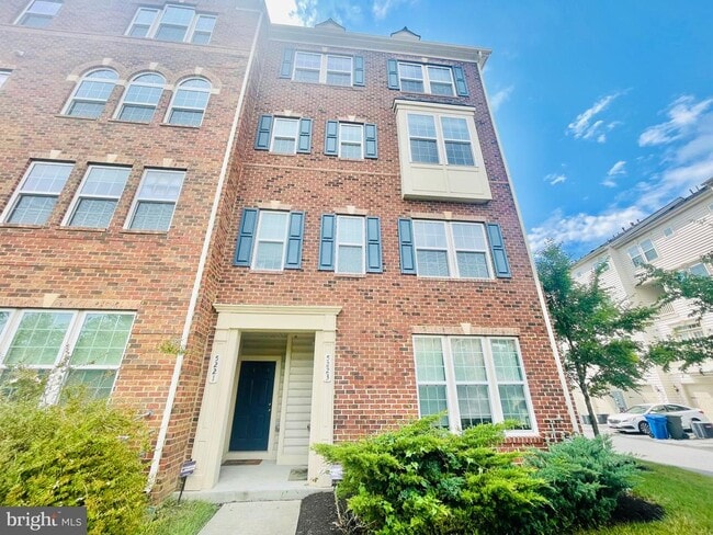 5221 Sable Ct in Greenbelt, MD - Foto de edificio - Building Photo