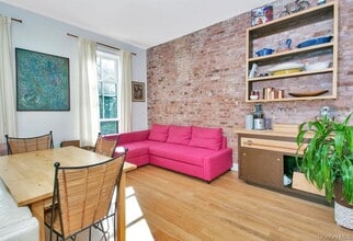 71 S Broadway in Nyack, NY - Building Photo - Building Photo