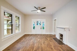 804 Theresa Ave in Austin, TX - Building Photo - Building Photo