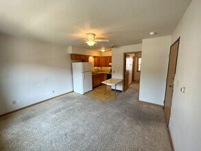 2929 West Street in Ames, IA - Building Photo - Interior Photo