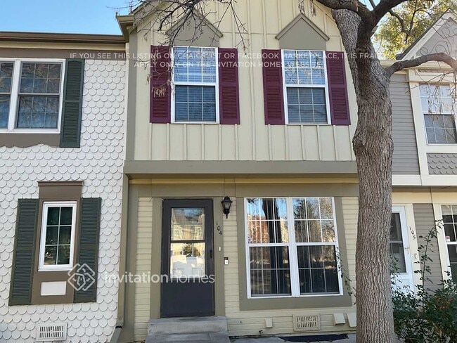 property at 1811 S Quebec Way