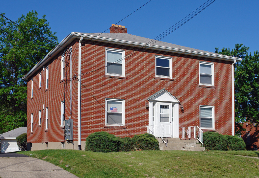 213 Bartlett Ave in Erlanger, KY - Foto de edificio