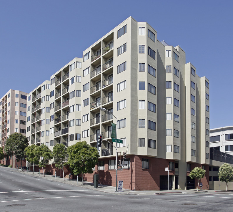 828 Franklin St in San Francisco, CA - Building Photo