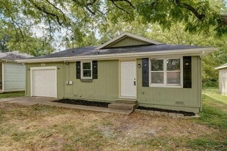 2956 W Lynn St in Springfield, MO - Building Photo - Building Photo