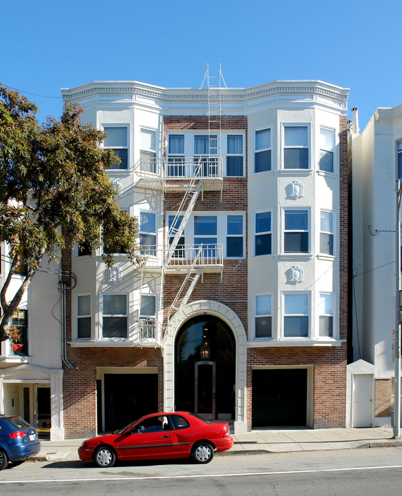 530 Lake St in San Francisco, CA - Building Photo