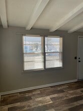 5421 N 37th St in Omaha, NE - Building Photo - Building Photo