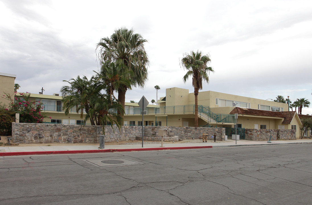 The Twist in Palm Springs, CA - Foto de edificio